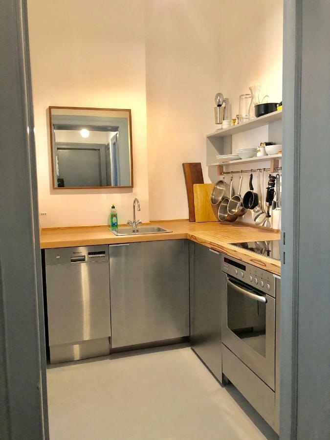 Ladenwohnung In Kreuzberg Mit Parkplatz In Einer Tiefgarage Berlim Exterior foto